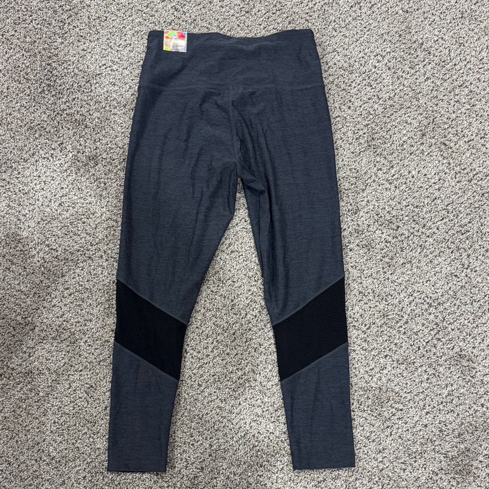 PINK Victoria's Secret Dark Gray Mesh-Panel Leggings - Picture 2 of 4
